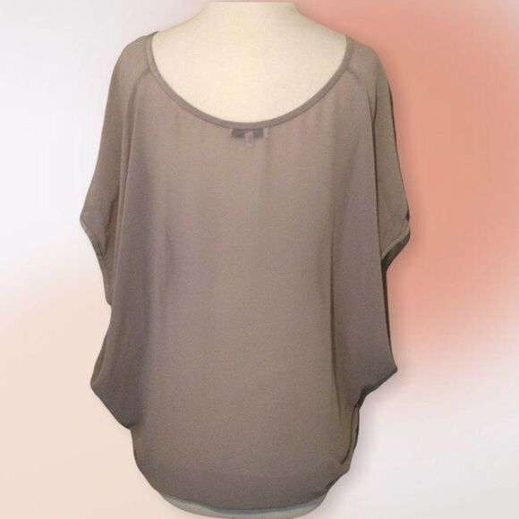 Aritzia Babaton 100% Silk Taupe Dolman Sleeve Evening Blouse M‎ - Picture 5 of 8